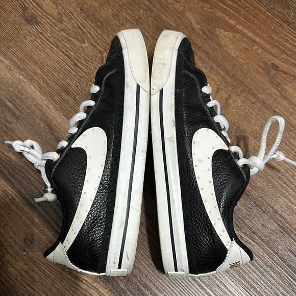 Black and White Sneakers with Gold Accents - Picture 2 of 7